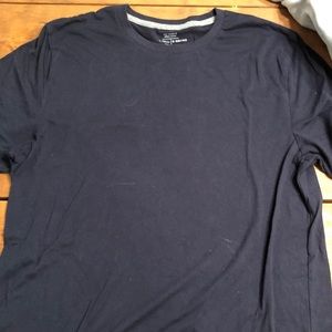 Old Navy T-shirt